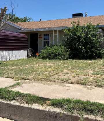 947 S Pine St, Kermit, TX 79745