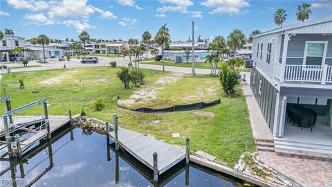 11280 Dogwood Lane, Fort Myers Beach, FL 33931