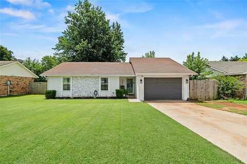 20300 Rockhollow Drive, Harrah, OK 73045