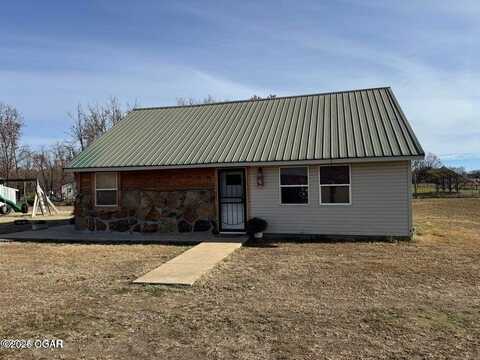 895 Lawrence 2150, Wentworth, MO 64873