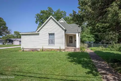 400 Broadway Street, Lamar, MO 64759