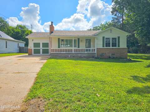 2507 N Ozark Avenue, Joplin, MO 64801