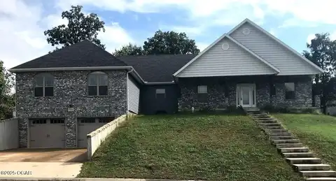 322 Tee Lane, Carl Junction, MO 64834