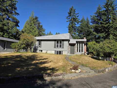 904 Seamount Drive, Port Angeles, WA 98363