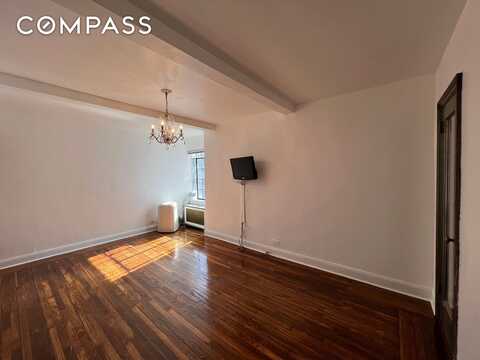 5 Tudor City Place, New York, NY 10017
