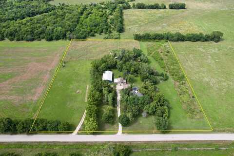 1734 Georgia Rd, Humboldt, KS 66748