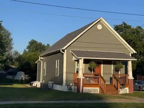325 S Walnut St, Cameron, MO 64429