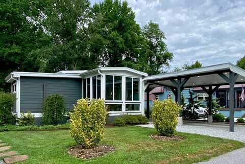 236 Just Wandering Lane, Flat Rock, NC 28731
