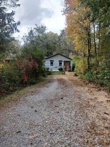 139 Traver Rd, Gansevoort, NY 12831