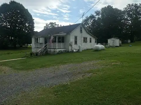 53 Orndorff Road, Hico, WV 25854
