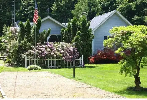 7150 Crawford Rd., Williamsfield, OH 44093