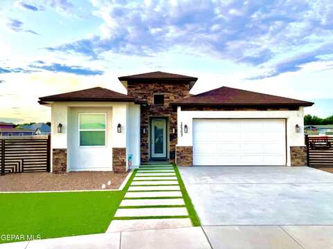 754 Delilah Avenue, Socorro, TX 79927