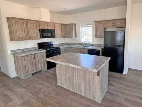 5510 Clark Rd, Paradise, CA 95969