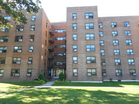 73-63 Bell Blvd, Oakland, NY 11364