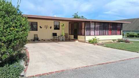 30 Sunrise Lane, Fruitland Park, FL 34731