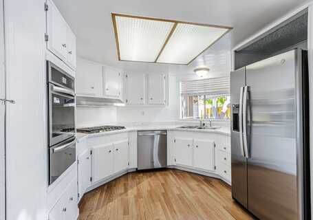 316 Los Encinos St, San Jose, CA 95134