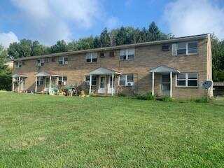 2145 Kenyon St, Louisville, OH 44641