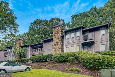 5043 Woodridge, Tucker, GA 30084