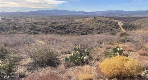 8470-256 W Webster Road, Wilhoit, AZ 86332