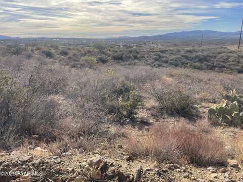 8470-255 W Webster Road, Wilhoit, AZ 86332