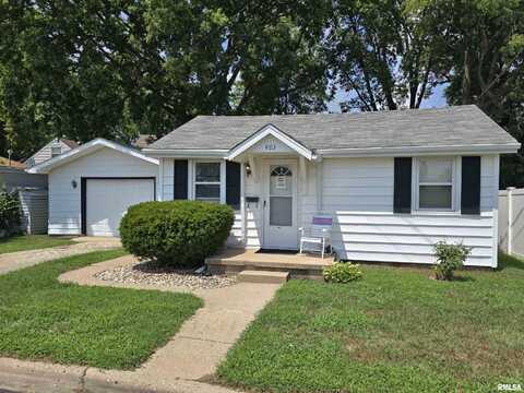 403 KOCH Street, Pekin, IL 61554
