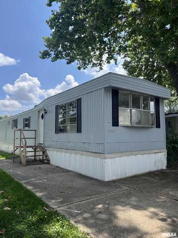 2800 RIDGE Avenue, Springfield, IL 62703