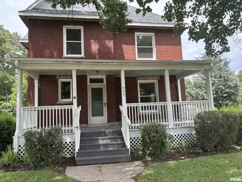 802 W 4TH Street, Sterling, IL 61081