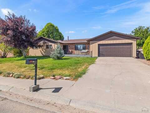 213 Starlite Dr, Pueblo, CO 81005
