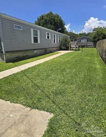 5305 Kee Memorial Dr, Pensacola, FL 32507