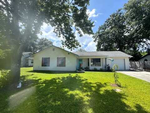 102 Pinedale Drive, Saint Marys, GA 31558