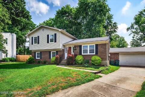 8807 Avondale Ct, Jeffersontown, KY 40299