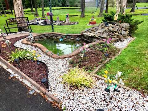 1025 CRICKET Lane, Long Pond, PA 18334