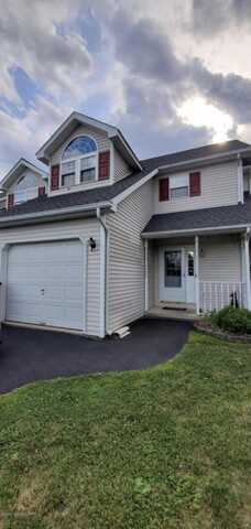 645 Country Acres Court, Effort, PA 18330
