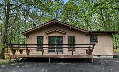130 Deer Trail Drive, Saylorsburg, PA 18353