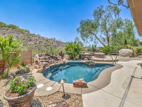 25 Gladewater Drive, Henderson, NV 89052