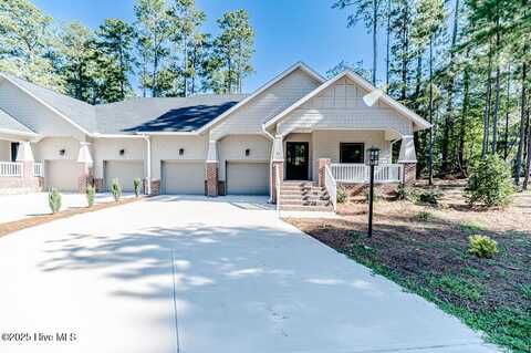 81 Lamplighter Village Drive, Pinehurst, NC 28374