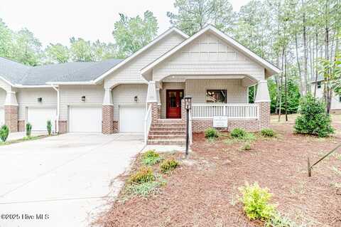 111 Lamplighter Village Drive, Pinehurst, NC 28374