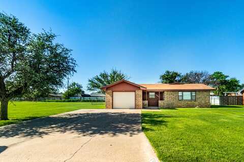 1023 NW 11th St, Tulia, TX 79088