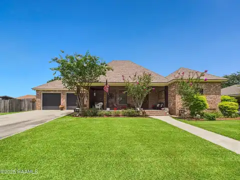 130 Dove Circle, Lafayette, LA 70505