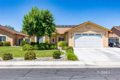 413 Acacia ST, Ridgecrest, CA 93555
