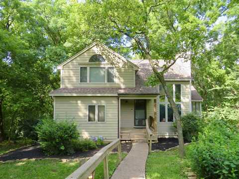 8 Stony Point, GALENA, IL 61036
