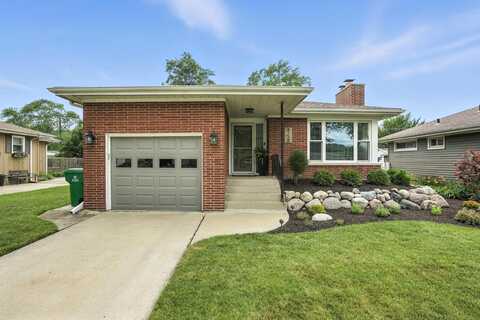 8138 Kooy Drive, Munster, IN 46321
