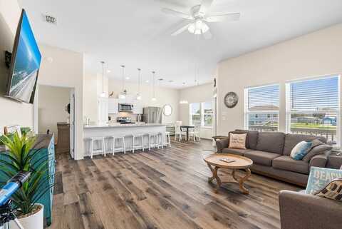 179 PARADISE DR, ROCKPORT, TX 78382