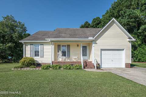 653 Fox Chase Lane, Winterville, NC 28590