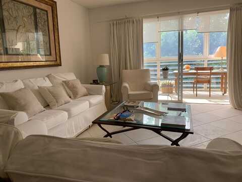 1601 Abaco Dr, Coconut Creek, FL 33066