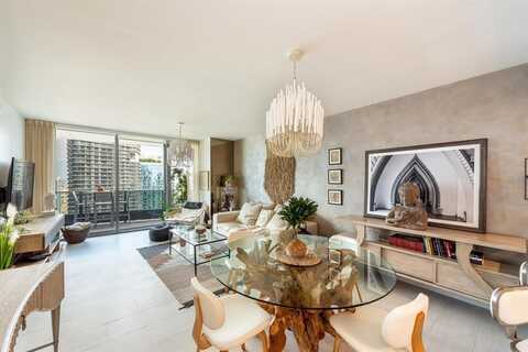 1000 Brickell Plz, Miami, FL 33131