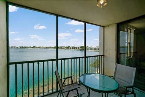 113 Lake Emerald Dr, Oakland Park, FL 33309