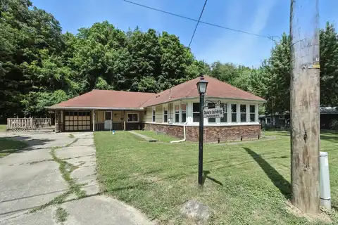 1293 Pearl Street, Buchanan, MI 49107