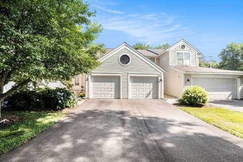 695 Sun Chase Drive, Holland, MI 49424
