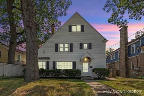 1418 Hall Street SE, Grand Rapids, MI 49506